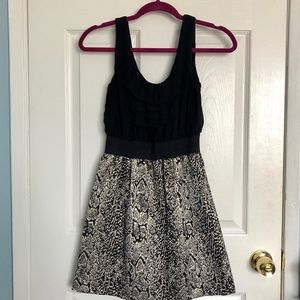 Black/gold dress🖤